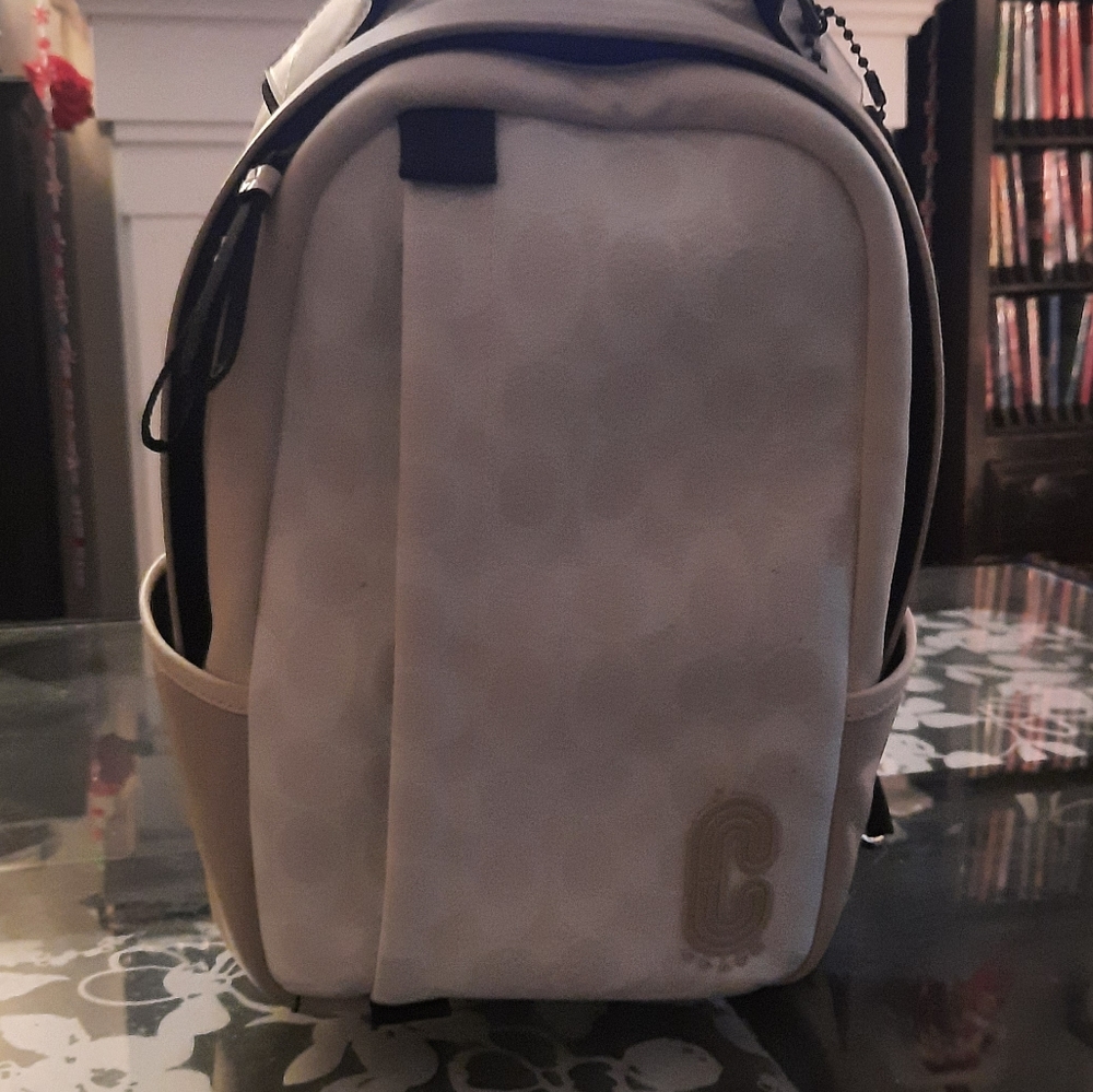 Coach Edge Pack